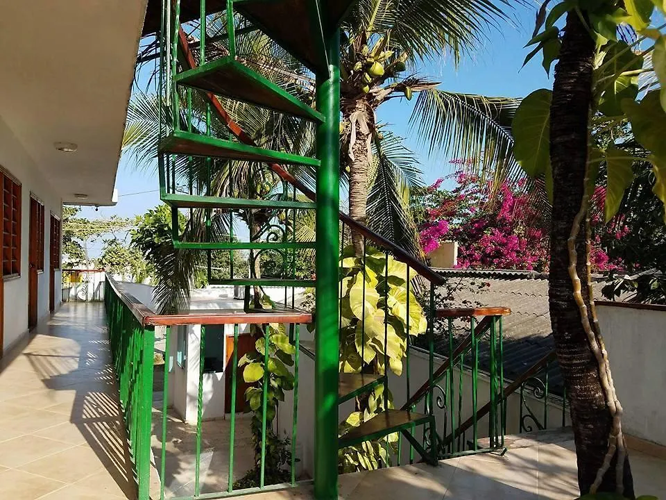 فندق مبيت وإفطار Arrecifes Casa Playa