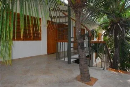 فندق مبيت وإفطار Arrecifes Casa Playa